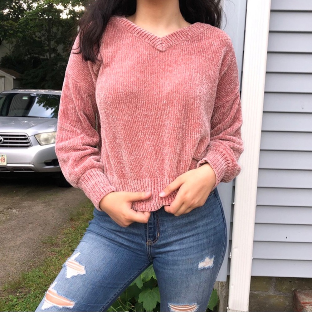 Super Soft Fluffy Pink Sweater 
Vintage Vibes ✌🏻